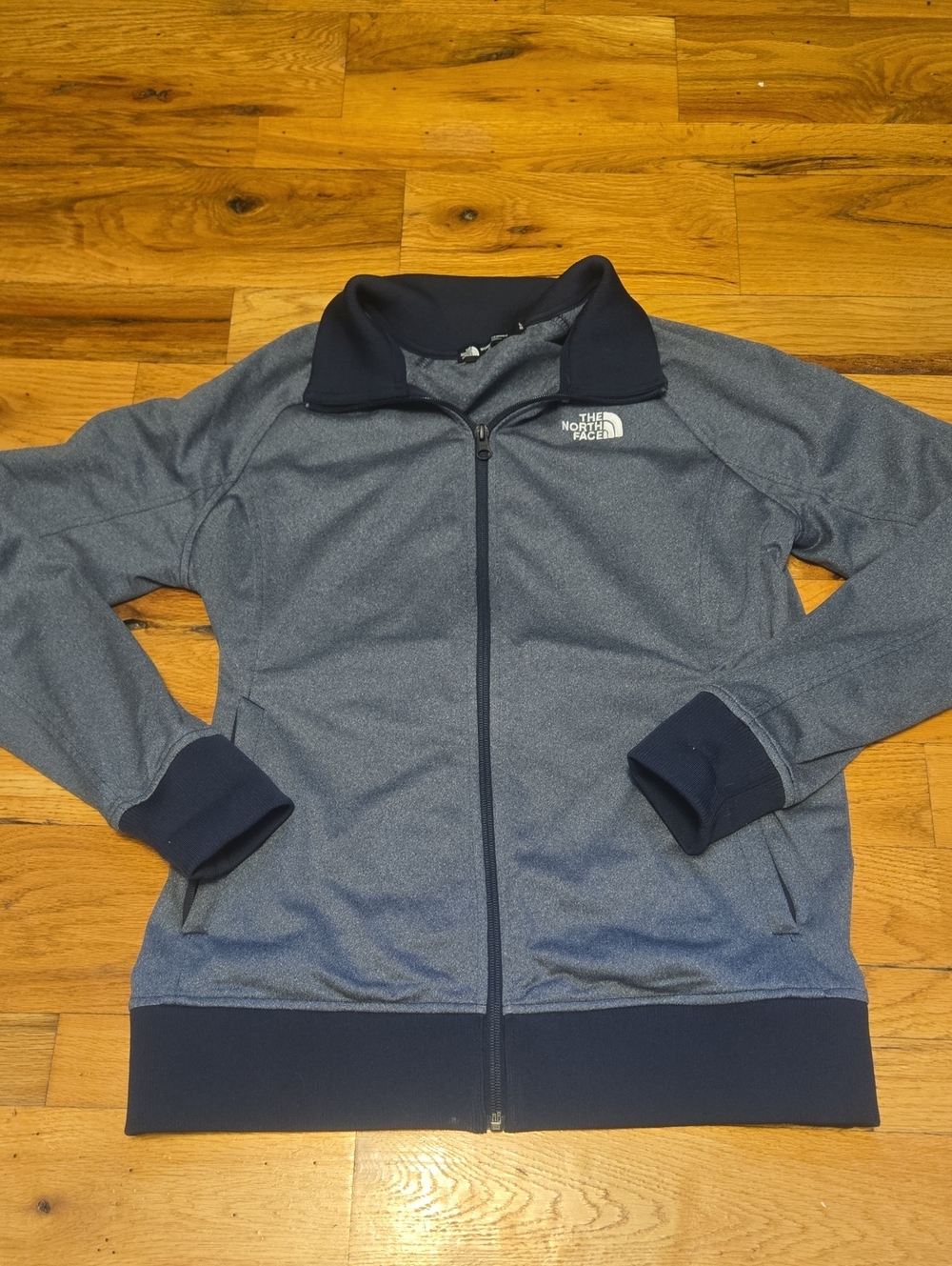 The North Face Women's Heathered Slate and Navy Full-Zip Jacket